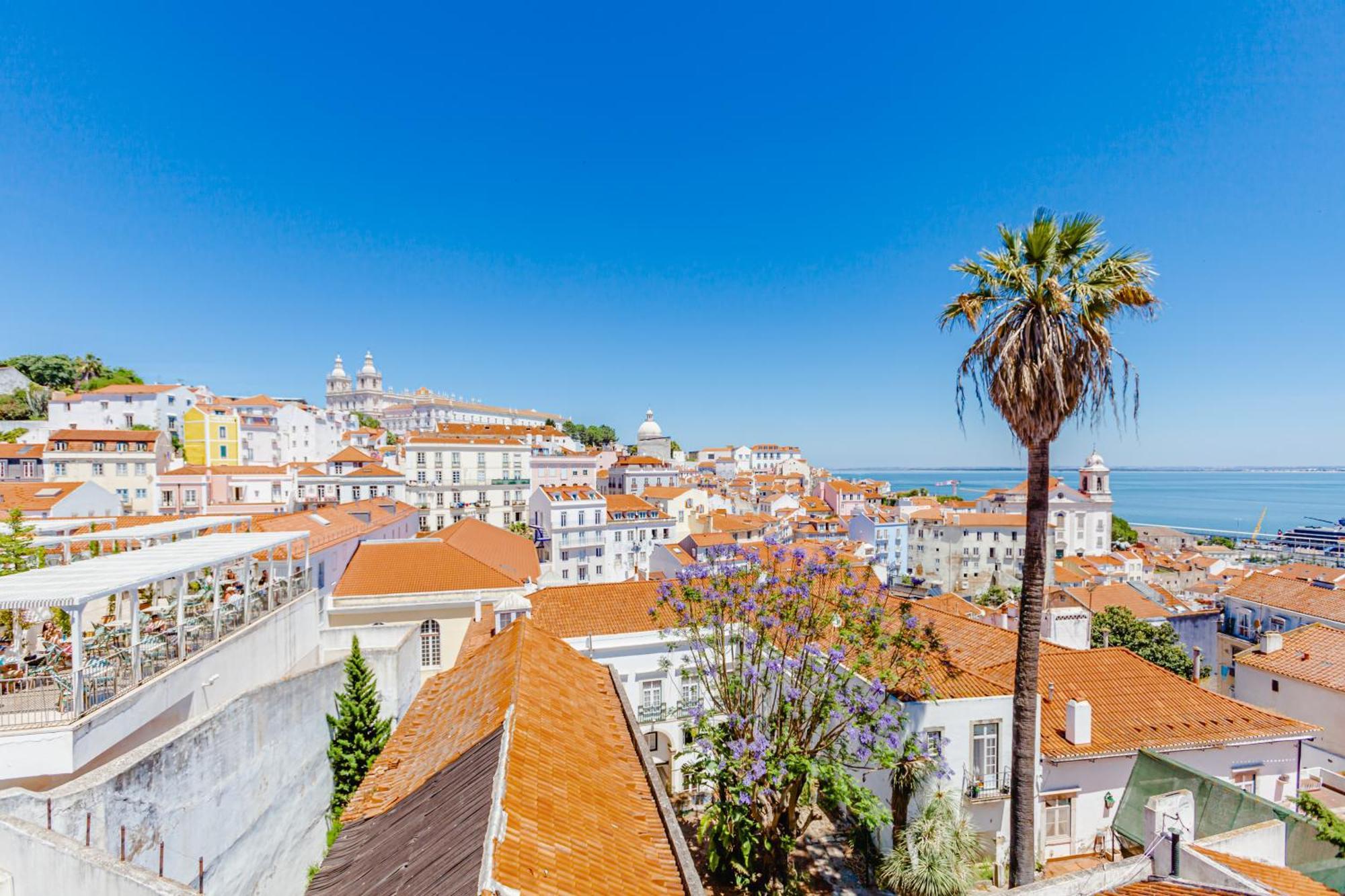 Visit Lisbon4Fun - Alfama Apartment Exterior photo